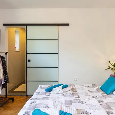 Alpha And Simba Apartman