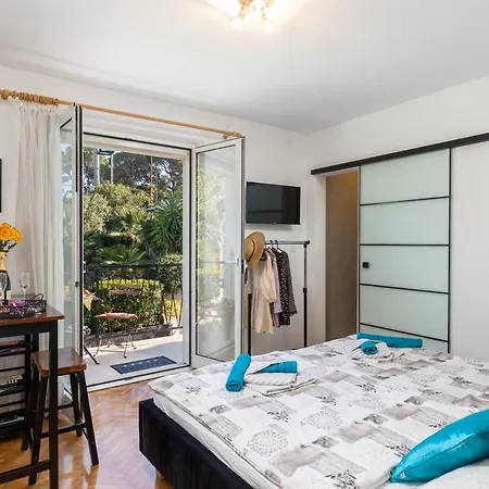 Alpha And Simba Apartament