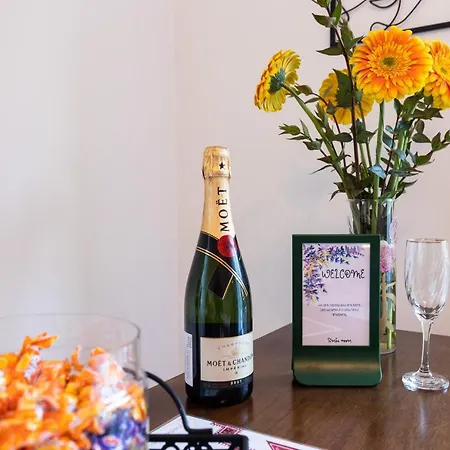 Alpha And Simba Apartament