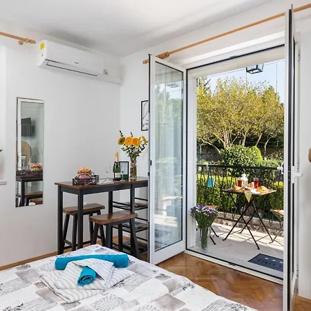 Alpha And Simba 公寓 *