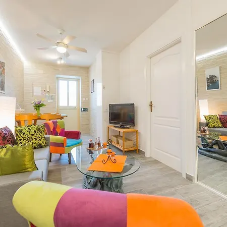 Alpha And Simba * Dubrownik