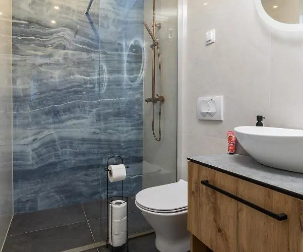 아파트 Alpha And Simba