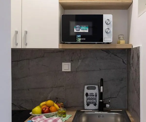 Alpha And Simba 아파트