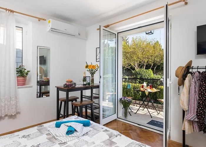 Alpha And Simba 아파트 *