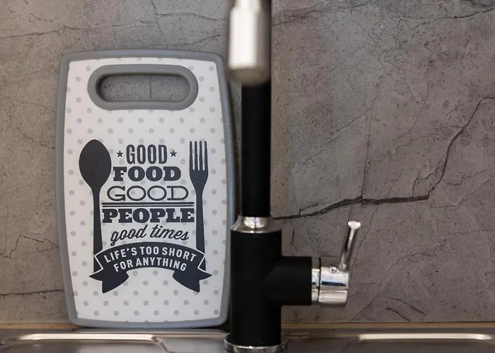 Alpha And Simba * 두브로브니크