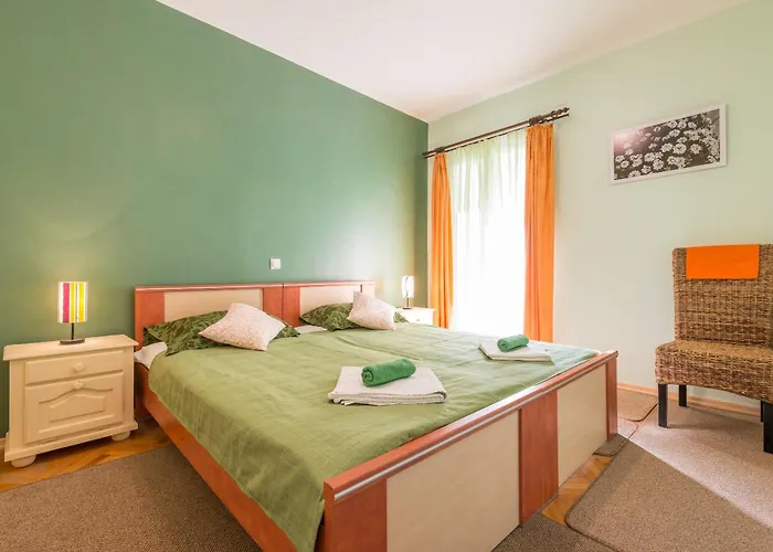 Alpha And Simba * 두브로브니크