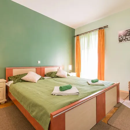 Alpha And Simba * Dubrovnik